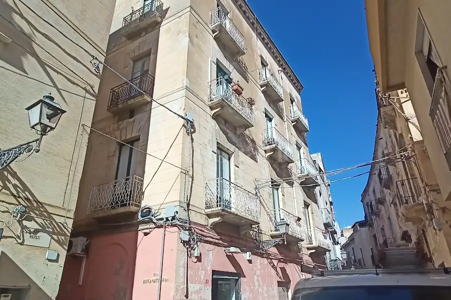 Casa in vendita di 250 mq a €125.000 (rif. 19/2025)
