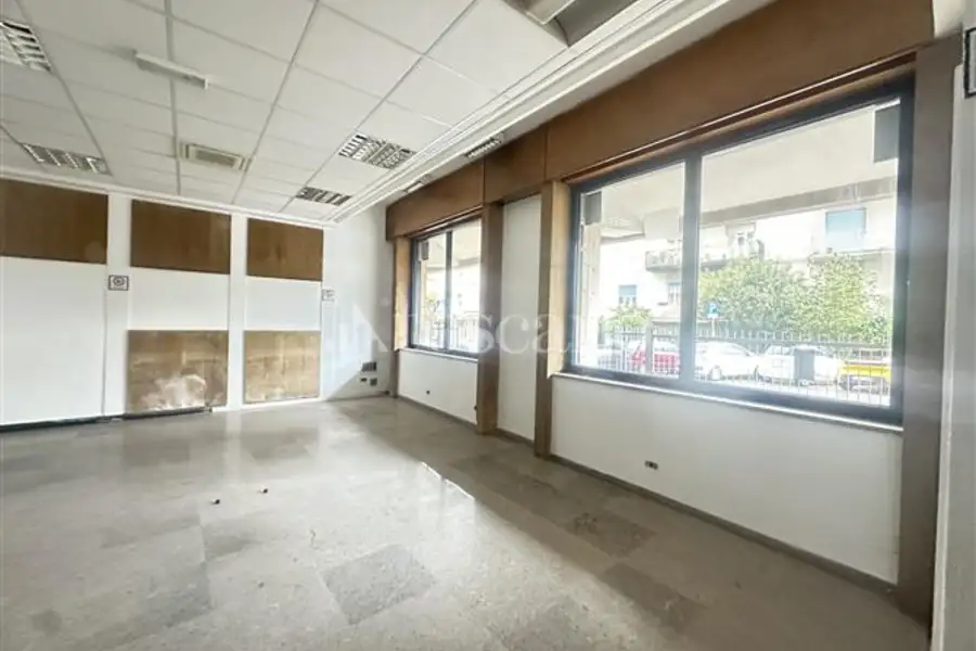 Negozio in vendita di 318 mq a €470.000 (rif. 30/2025)