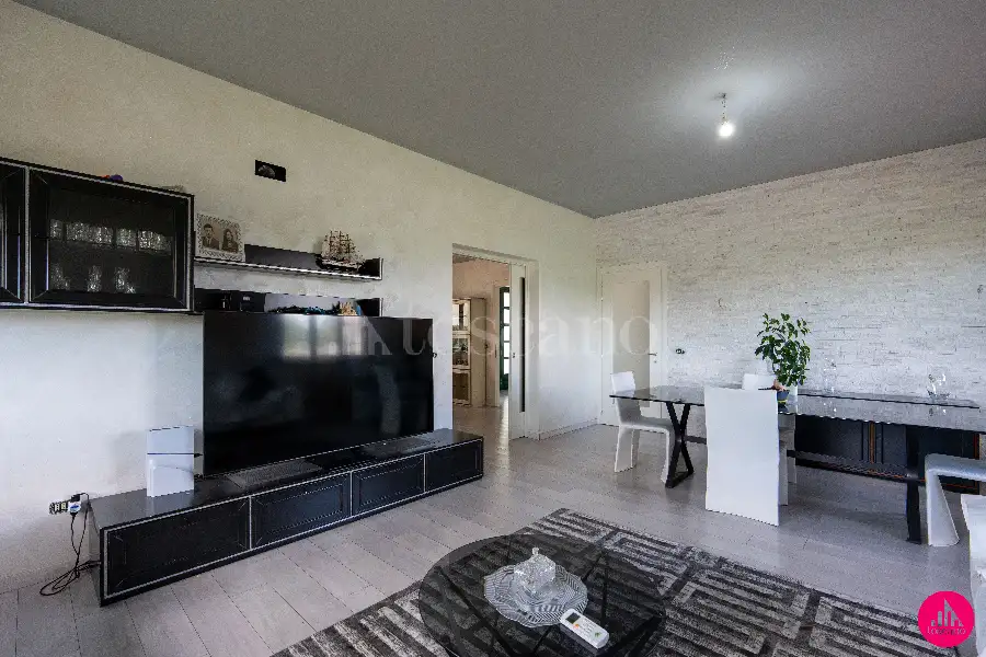 Villa in vendita di 303 mq a €499.000 (rif. 124/2026)