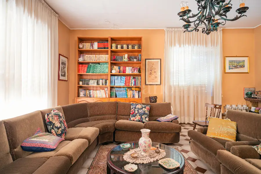 Villa in vendita di 250 mq a €298.000 (rif. 60/2025)