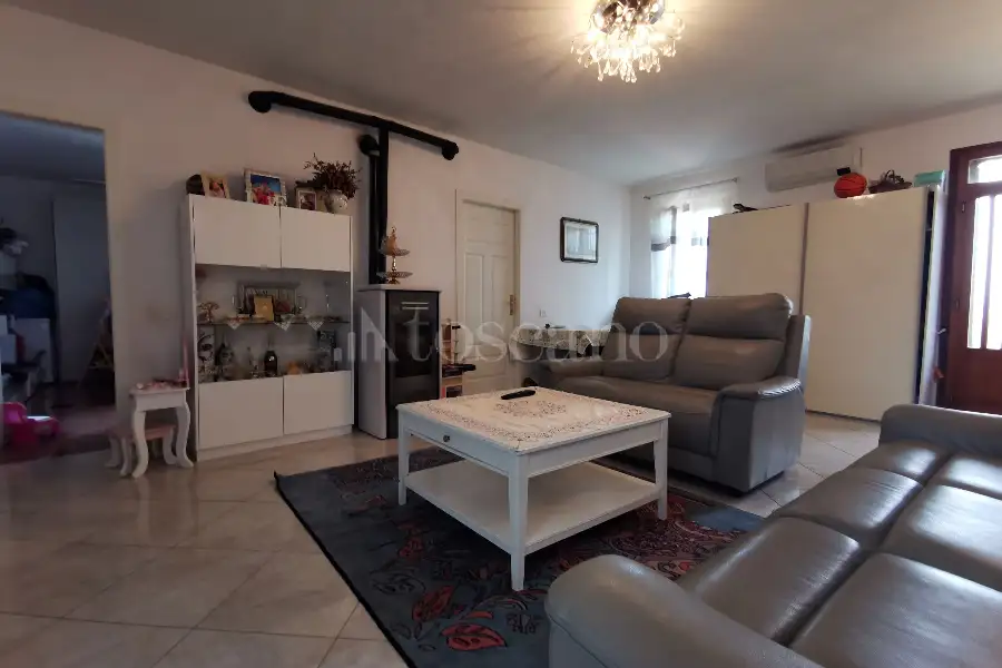 Casa in vendita di 105 mq a €60.000 (rif. 28/2026)