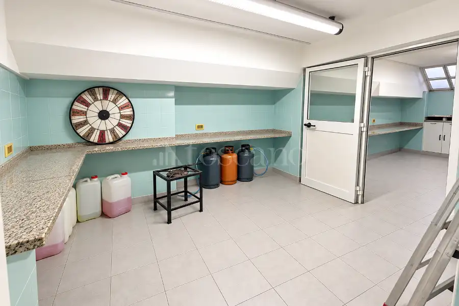 Negozio in vendita di 206 mq a €199.000 (rif. 75/2026)