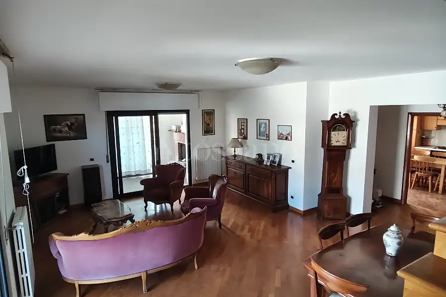 Casa in vendita di 163 mq a €220.000 (rif. 34/2026)