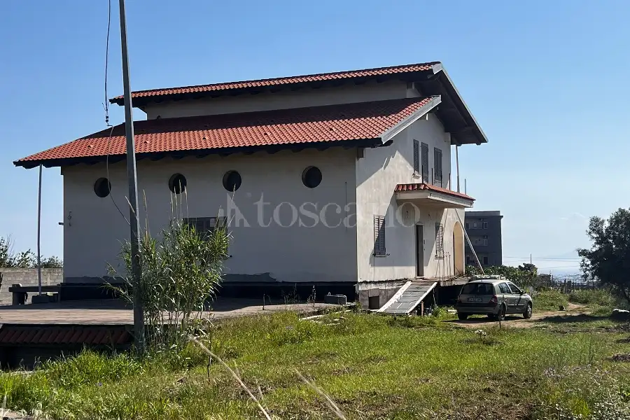 Casa Indipendente in vendita di 240 mq a €580.000 (rif. 14/2026)