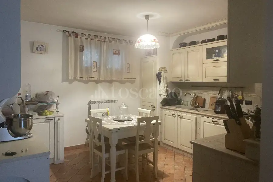 Villino a Schiera in vendita di 210 mq trattativa riservata (rif. 148/2024)