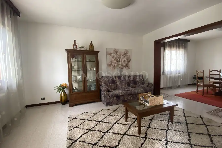Casa Indipendente in vendita di 214 mq a €246.000 (rif. 16/2026)