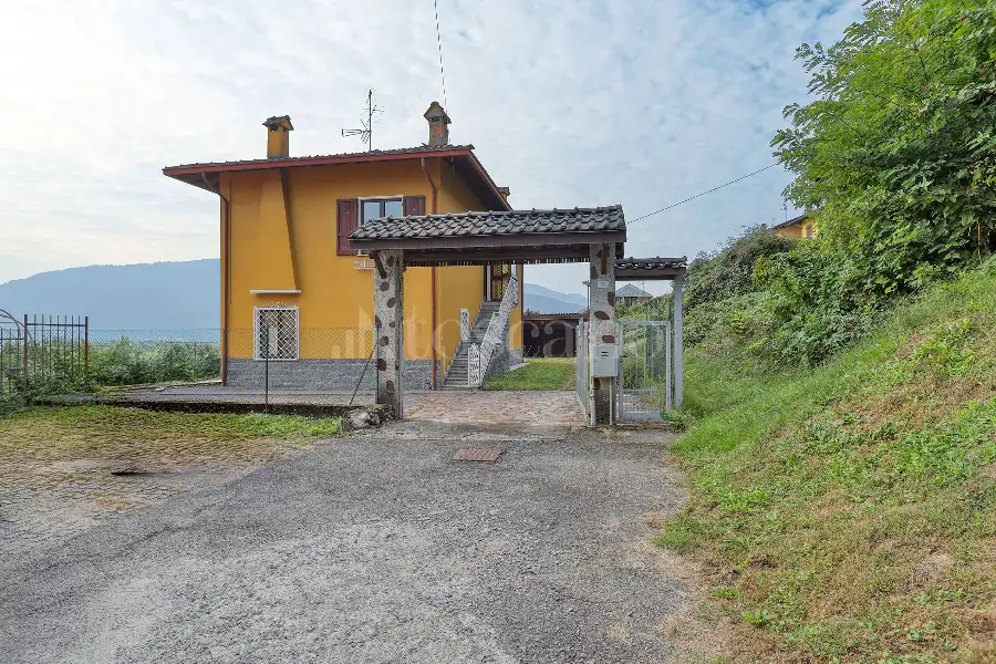 Villa in vendita di 180 mq a €370.000 (rif. 208/2026)