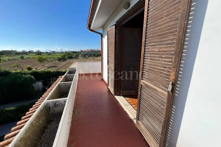 Villa Bifamiliare in vendita di 140 mq a €295.000 (rif. 95/2025)