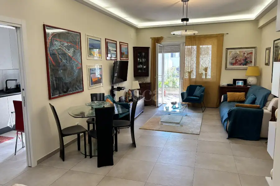 Casa in vendita di 100 mq a €330.000 (rif. 10/2026)