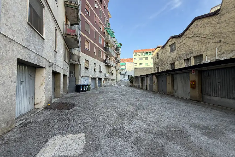Box in vendita di 17 mq a €43.000 (rif. 42/2026)