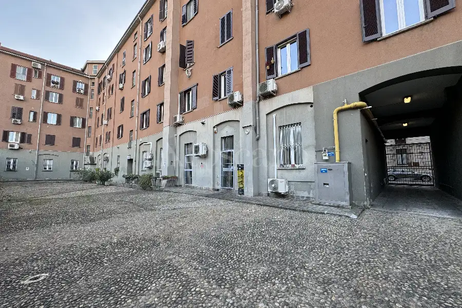 Box in affitto di 15 mq a €270 (rif. 125/2026)