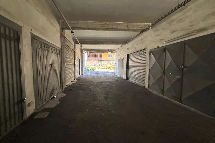 Box in vendita di 23 mq a €39.000 (rif. 69/2026)