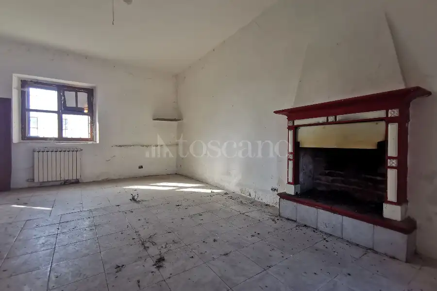 Casa Indipendente in vendita di 500 mq a €65.000 (rif. 27/2026)