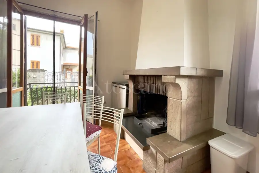 Villa Bifamiliare in vendita di 450 mq a €249.000 (rif. 23/2025)
