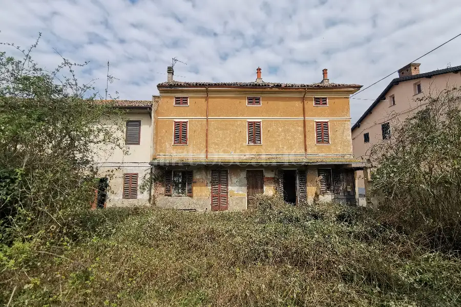 Casa Indipendente in vendita di 160 mq a €25.000 (rif. 3/2026)