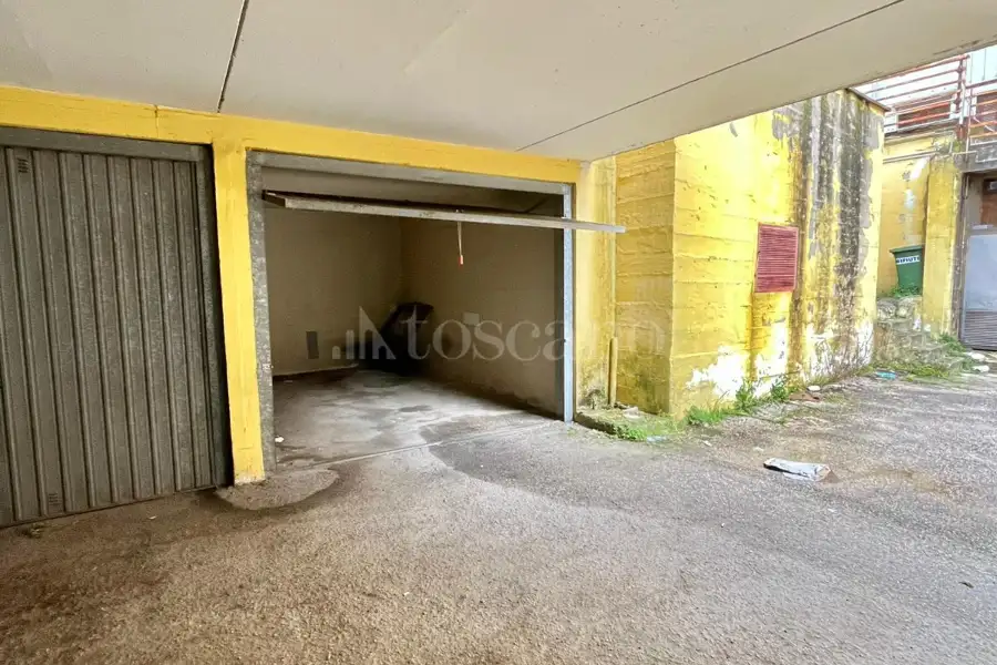 Box in vendita di 18 mq a €20.000 (rif. 73/2026)