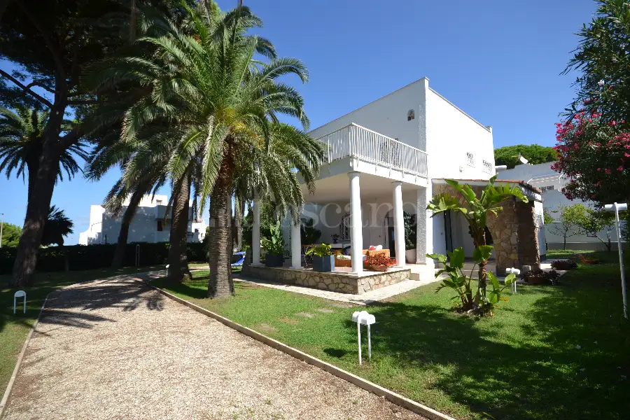 Casa Indipendente in affitto di 180 mq a €2.900 (rif. 43/2025)