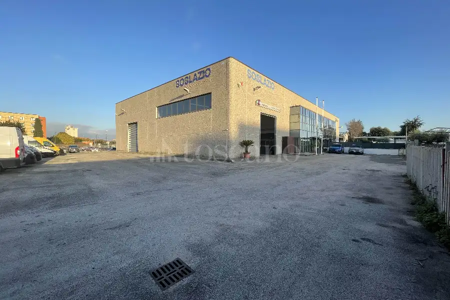 Capannone in vendita di 1.000 mq a €2.000.000 (rif. 15/2026)