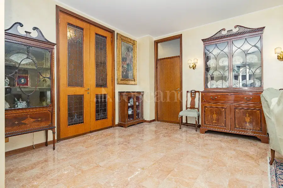 Casa in vendita di 180 mq a €1.395.000 (rif. 32/2026)