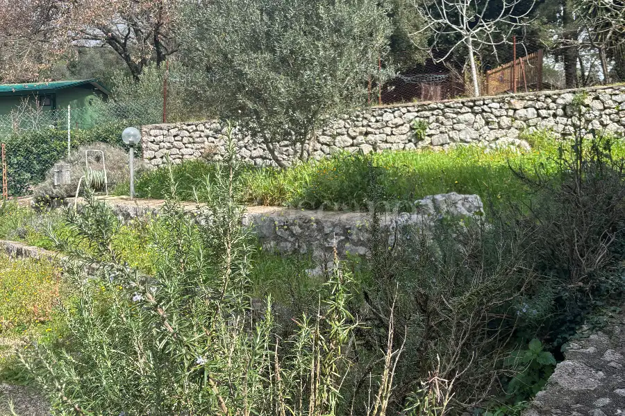 Casale in vendita di 100 mq a €230.000 (rif. 3/2026)