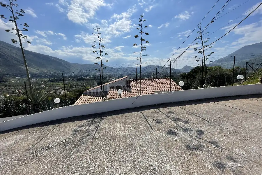 Villa in vendita di 90 mq a €265.000 (rif. 45/2026)