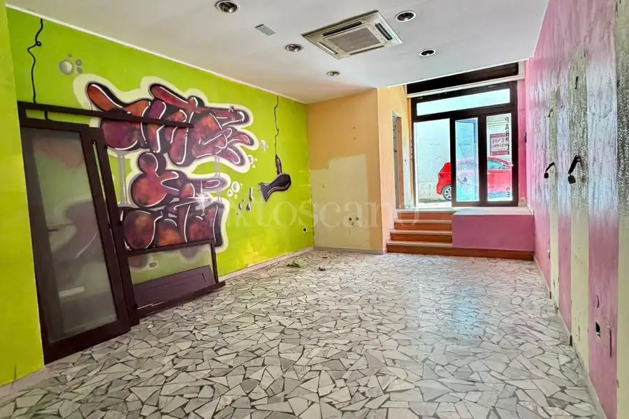 Negozio in vendita di 48 mq a €40.000 (rif. 30/2026)