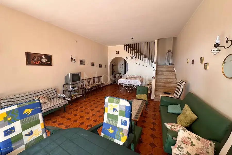 Villino a Schiera in vendita di 200 mq a €249.000 (rif. 144/2026)