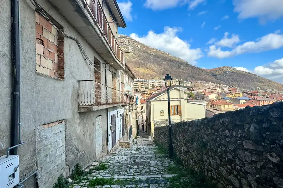 Rustico in vendita di 80 mq a €18.000 (rif. 1/2026)