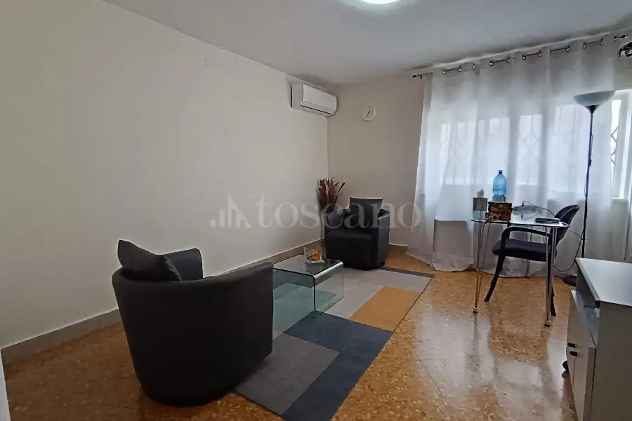 Ufficio in vendita di 165 mq a €225.000 (rif. 51/2024)