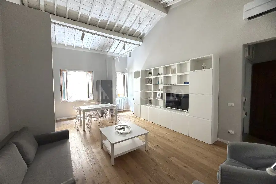 Casa in vendita di 95 mq a €570.000 (rif. 33/2026)