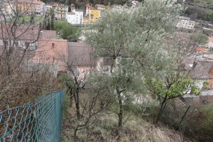 Casa in vendita di 150 mq a €74.000 (rif. 4/2021)