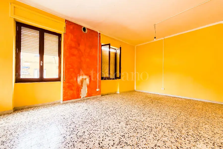 Casa Indipendente in vendita di 200 mq a €125.000 (rif. 23/2026)