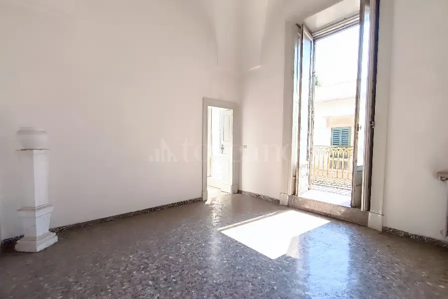 Palazzo in vendita di 270 mq a €650.000 (rif. 19/2024)