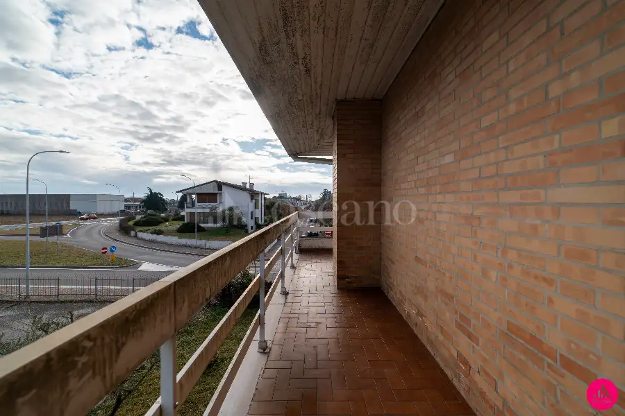 Casa Indipendente in vendita di 370 mq a €380.000 (rif. 8/2026)