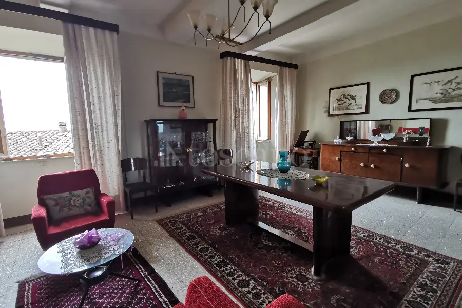 Casa in vendita di 290 mq a €200.000 (rif. 32/2022)