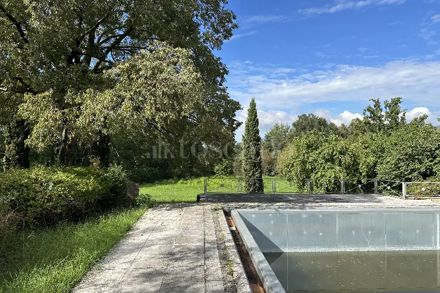 Villa in vendita di 870 mq a €729.000 (rif. 28/2024)