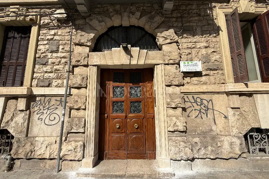 Casa in vendita di 230 mq trattativa riservata (rif. 19/2026)