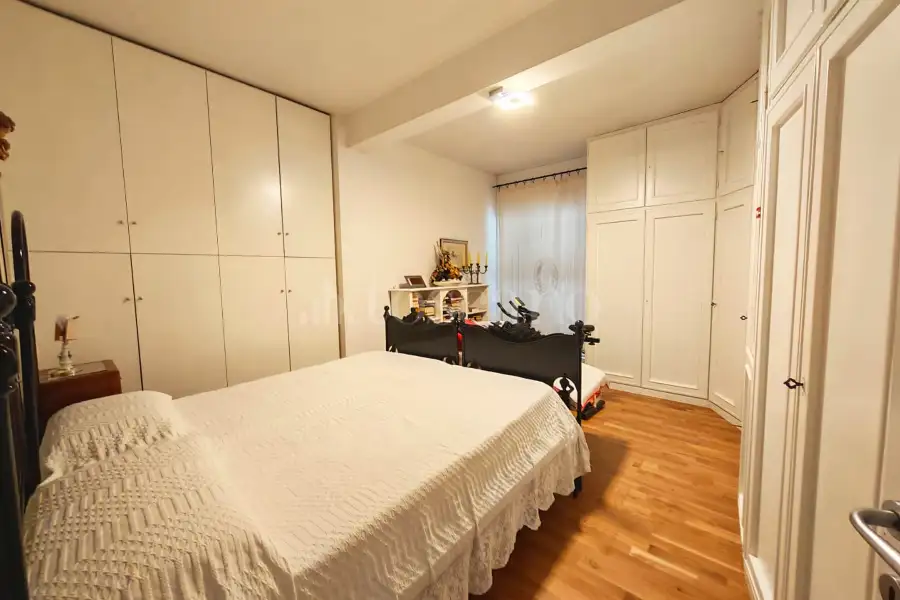 Villa Bifamiliare in vendita di 440 mq a €665.000 (rif. 5/2026)
