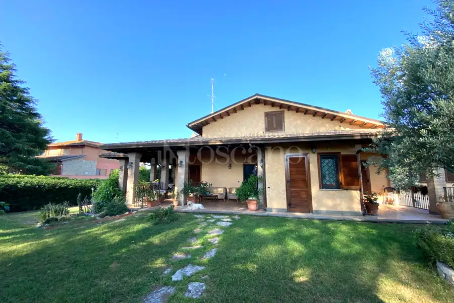 Villa in vendita di 250 mq a €499.000 (rif. 42/2025)