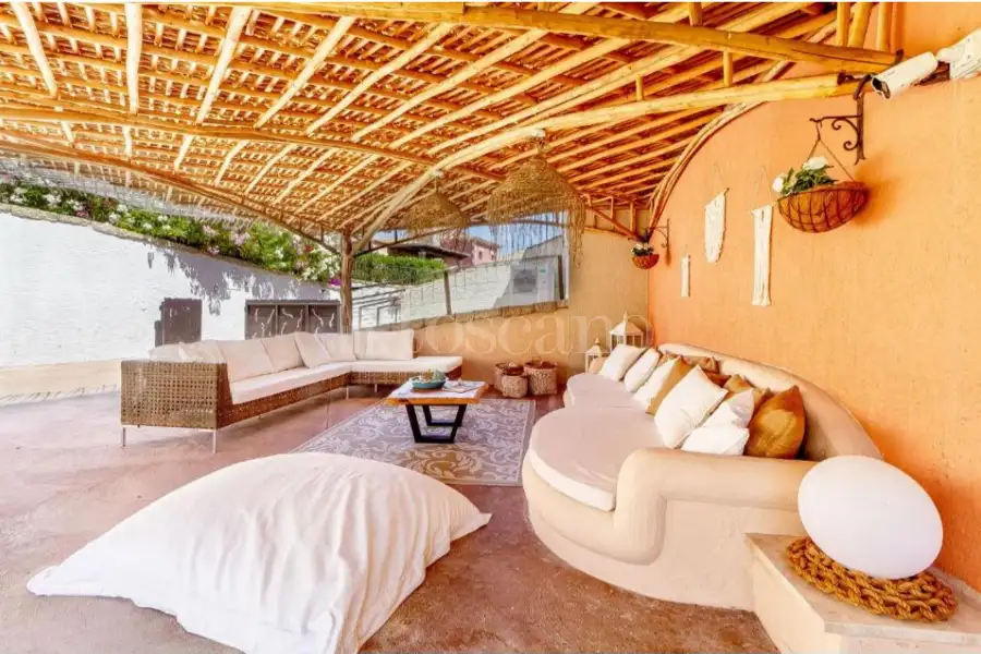 Villino a Schiera in vendita di 107 mq a €860.000 (rif. 24/2026)