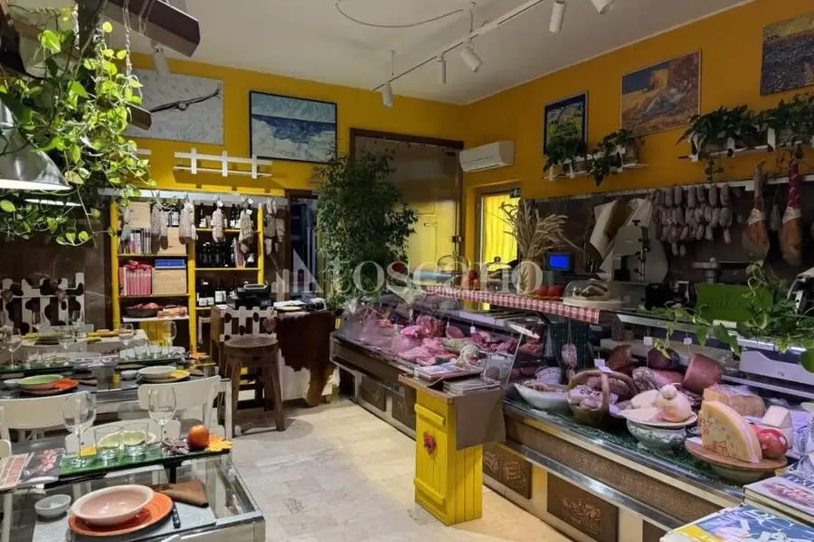 Attività Commerciale in vendita di 70 mq a €90,000 (rif. TS0055VE)