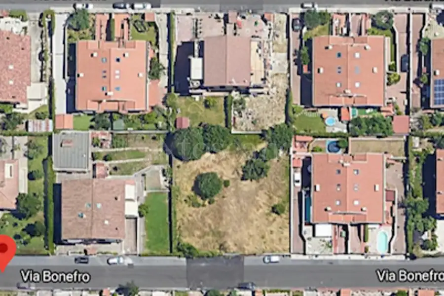 Edificabile Residenziali in vendita di 1.100 mq a €185.000 (rif. 2/2026)