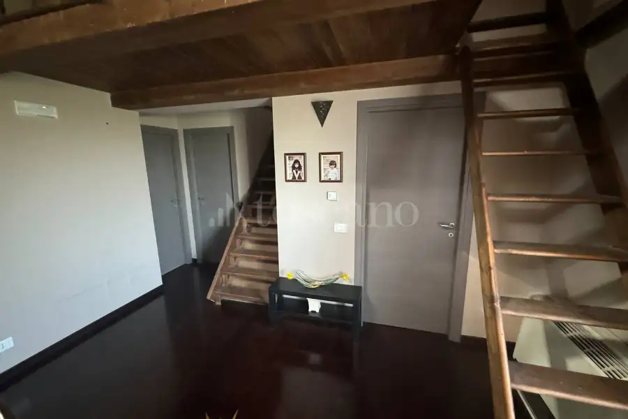 Villa in vendita di 400 mq a €420.000 (rif. 81/2024)
