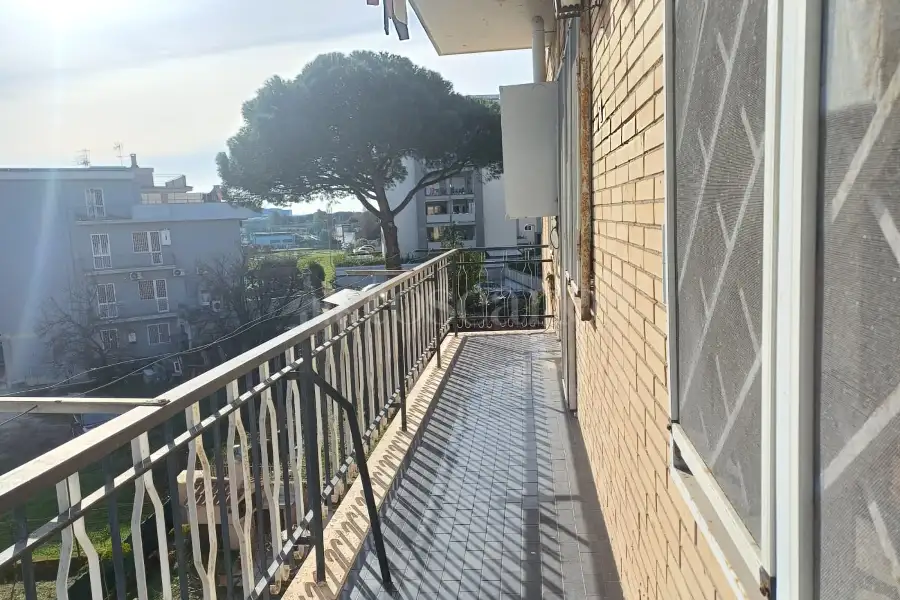 Casa in affitto di 90 mq a €1.200 (rif. 3/2026)
