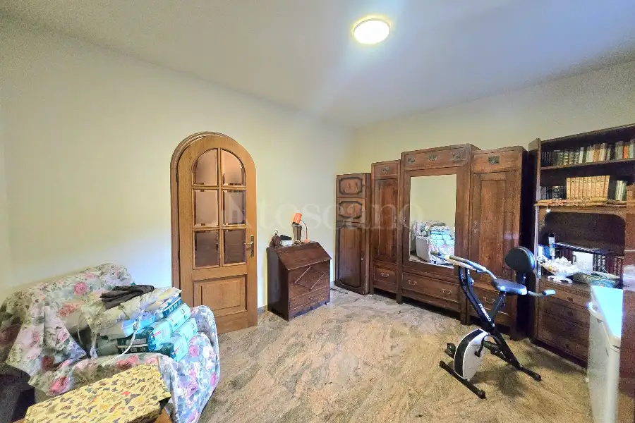 Villa in vendita di 550 mq a €970.000 (rif. 10/2026)