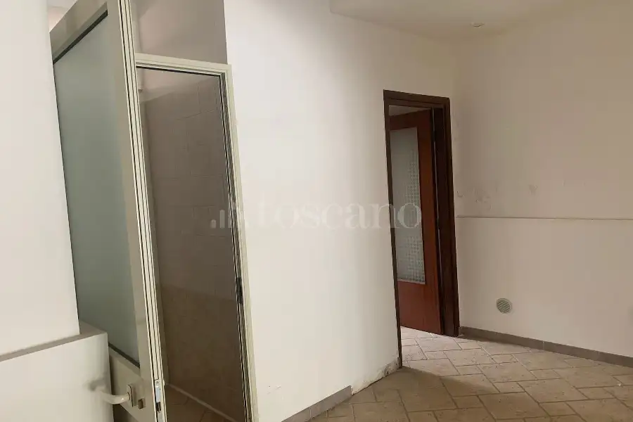 Negozio in vendita di 60 mq a €79.000 (rif. 99/2026)