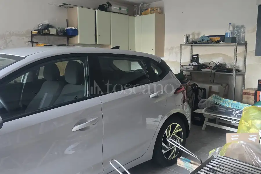 Villa Bifamiliare in vendita di 220 mq a €220.000 (rif. 63/2026)
