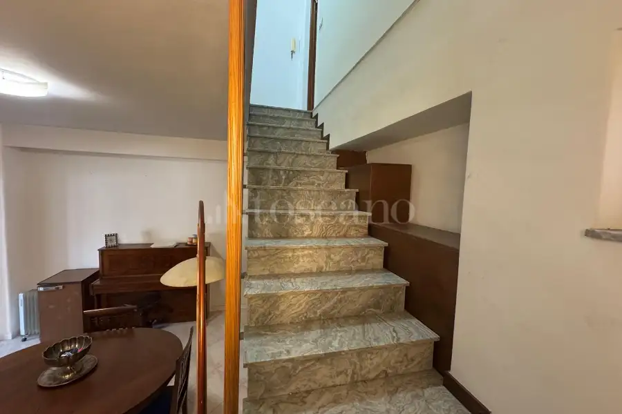 Attico in vendita di 165 mq a €189.000 (rif. 48/2026)