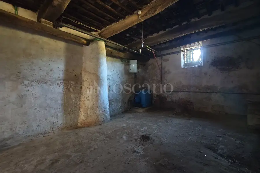 Casa in vendita di 250 mq a €274.000 (rif. 32/2023)