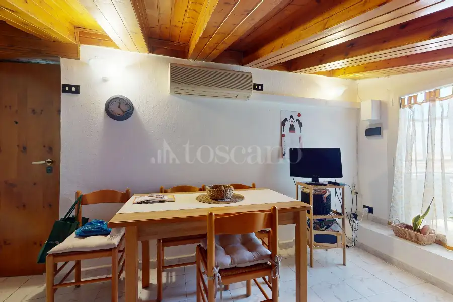 Attico in vendita di 120 mq a €750.000 (rif. 4/2026)